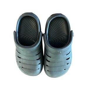 Rugged Sharks Kids Black Slip-On Shoes Size 7